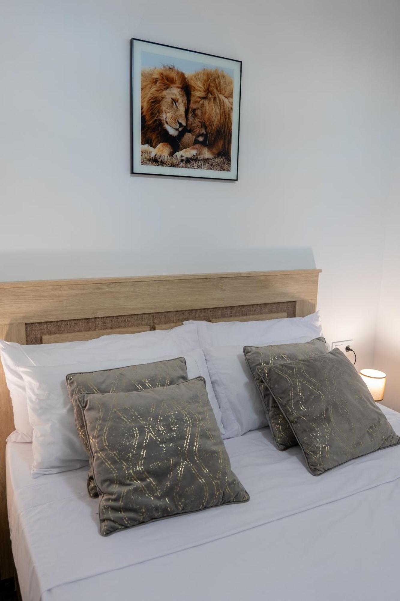 Apartamento Turistico Lux Center Valencia Exterior photo